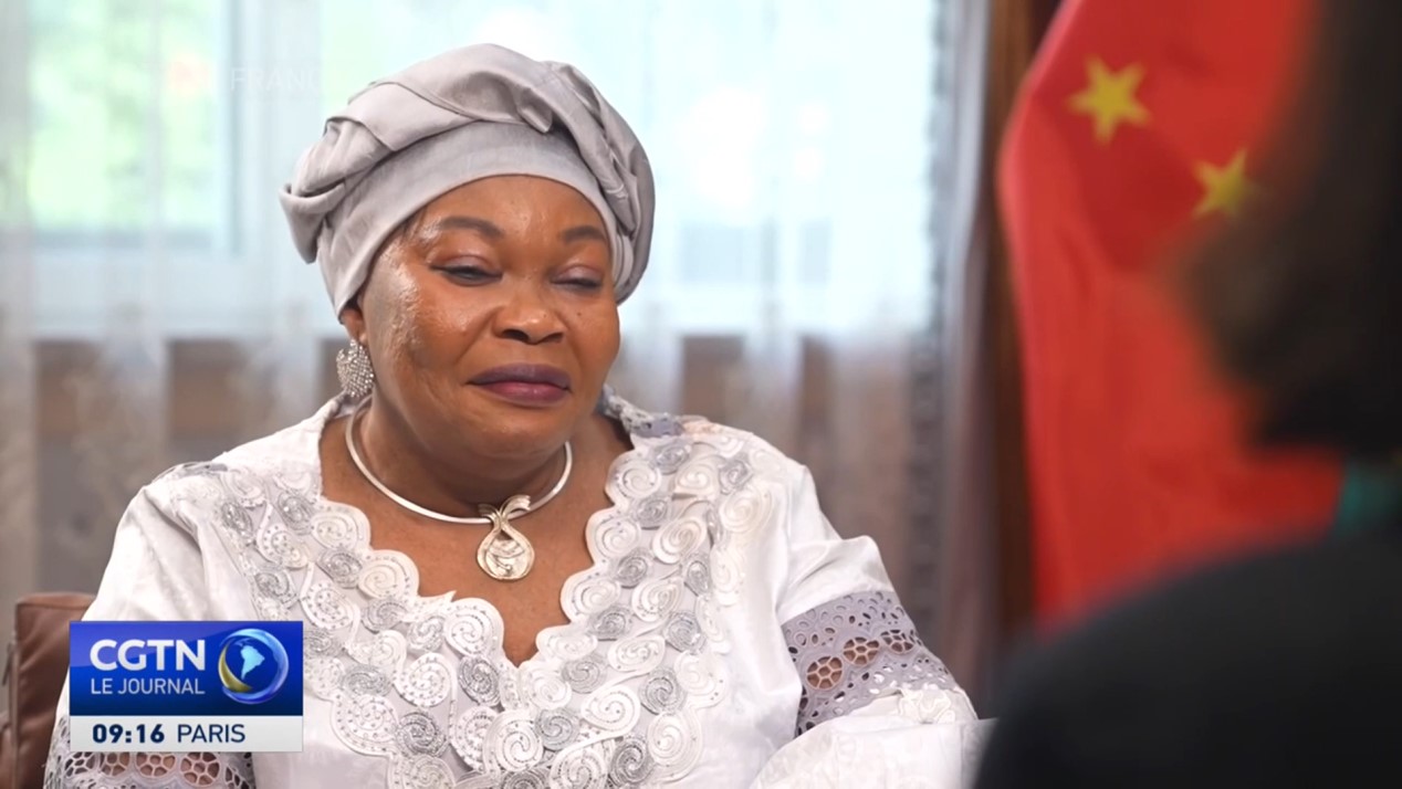 Mme l'Ambassadeur de Guinée en Chine  avec la Chine nous avons commencé à construire notre destin